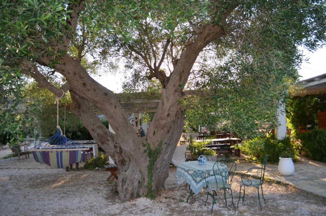 I Trulli Di Acquarossa Lejlighedshotel Cisternino Eksteriør billede